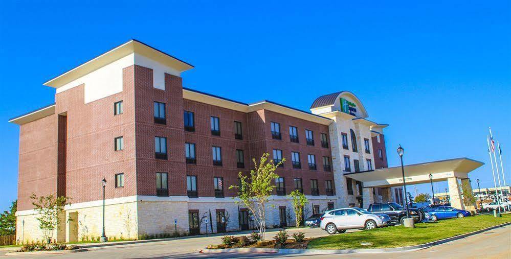 Holiday Inn Express Hotel And Suites Duncan, An Ihg Hotel Exterior photo